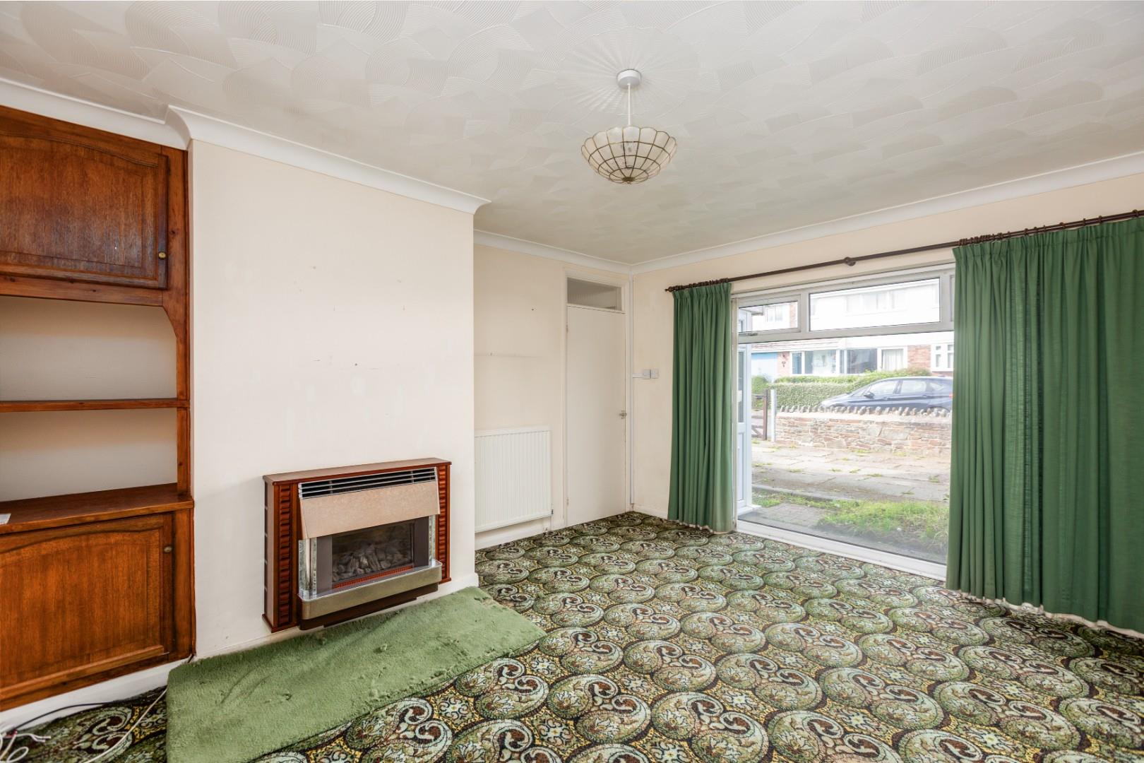 Browns Drive, Southgate, Swansea, SA3 2AE